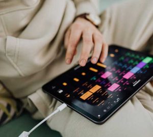 如何写出爆款的短视频文案？